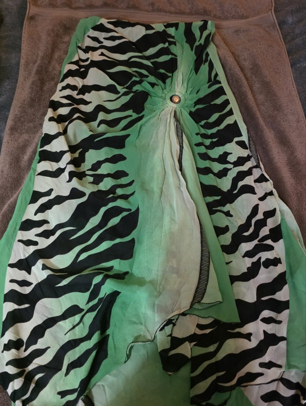 NUDE Green and Black Zebra-Print Sleevless Dress Size 12 Flawed